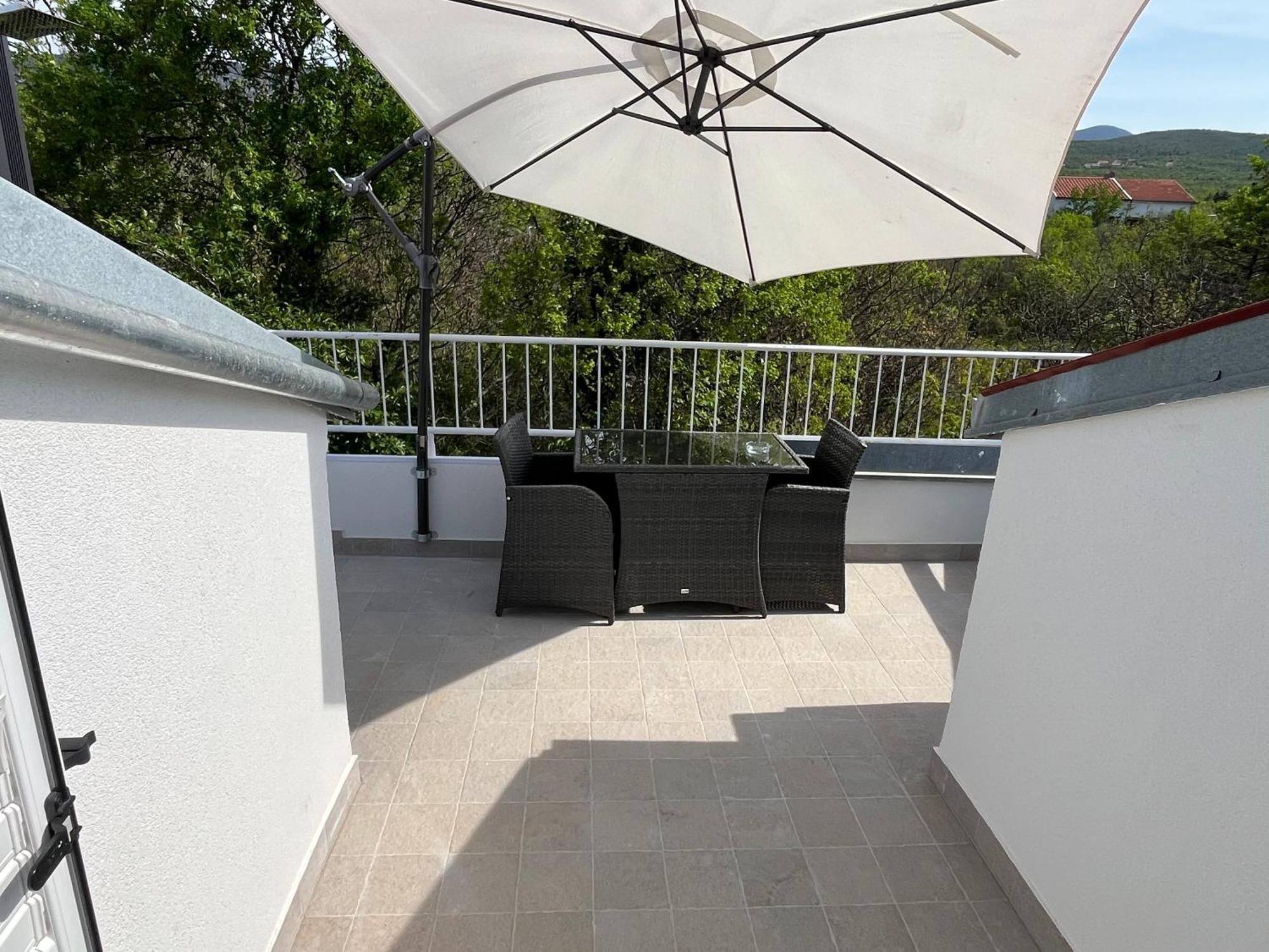 Apartments Lopac Ядраново Екстериор снимка