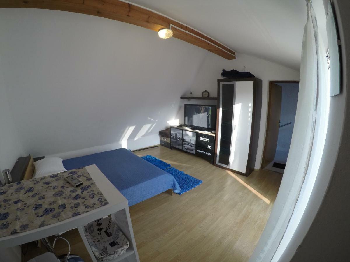 Apartments Lopac Ядраново Екстериор снимка